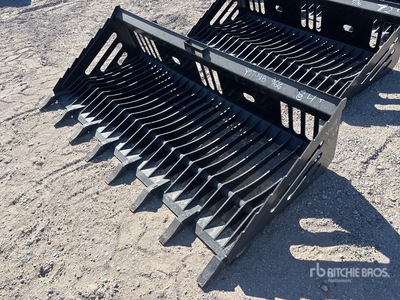 All-Star 84 in Low Pro Rock w/Teeth Godet pour chargeuse à différentiel (Unused)