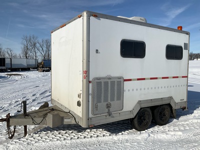 2002 Rollingstar T/A Remolque Cerrado