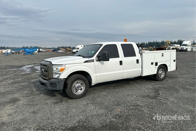 2014 Ford F-250 XL 4x2 Crew Cab Utility Truck