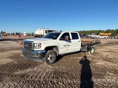 2016 GMC Sierra 3500HD 4x2 Flatbed Truck