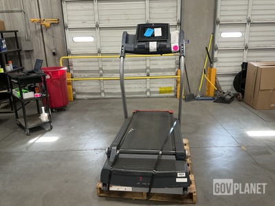 Freemotion Fitness 11.9 Incline Trainer Treadmill