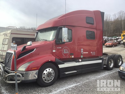 2019 Volvo VNL860 6x4 T/A Sleeper Truck Tractor (Inoperable)