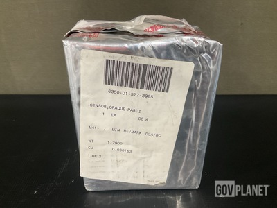 Oshkosh 3824643 Opaque Particle Sensor