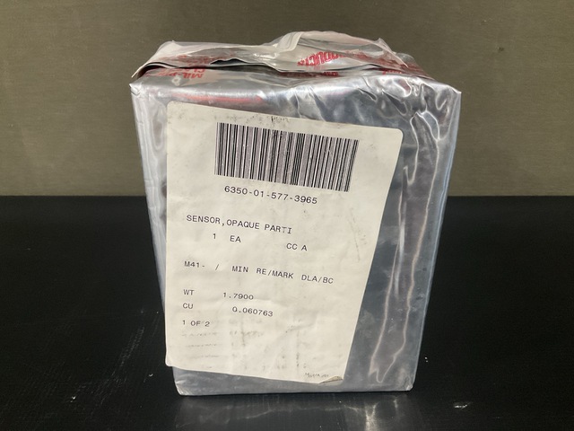 Oshkosh 3824643 Opaque Particle Sensor