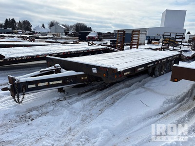 1996 Towmaster 24 ft T/A Equipment Trailer