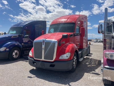2020 Kenworth T680 6x4 Cabeza Tractora Cabina Dormitorio