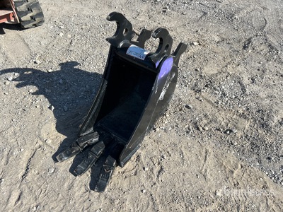 2022 John Deere 12" 26/35 12 in Q/C Digging Excavator Bucket