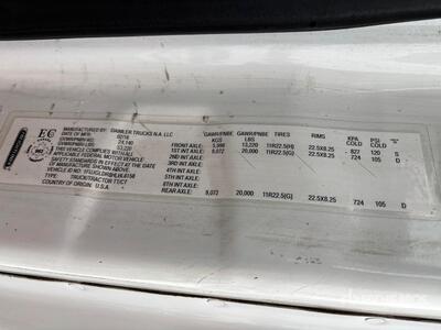 2017 Freightliner Cascadia 125 6x4 T/A Sleeper Truck Tractor