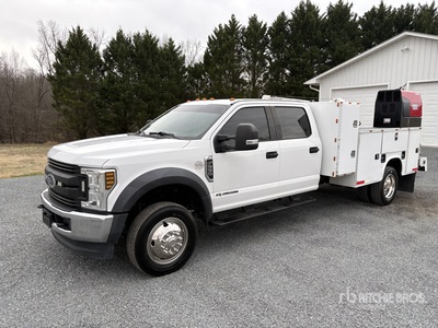 2019 Ford F-550 4x4 Crew Cab Service Truck