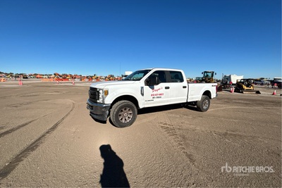 2019 Ford F-250 XL 4x4 Crew Cab Pickup