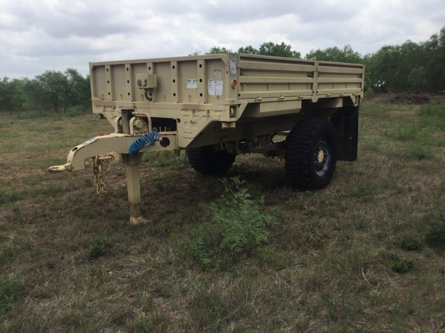 2004 Stewart & Stevenson M1082 LMTV Cargo Trailer 2004 Stewart & Stevenson M1082 LMTV Cargo Trailer
