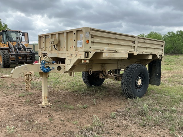 2003 Stewart & Stevenson M1082 LMTV Cargo Trailer