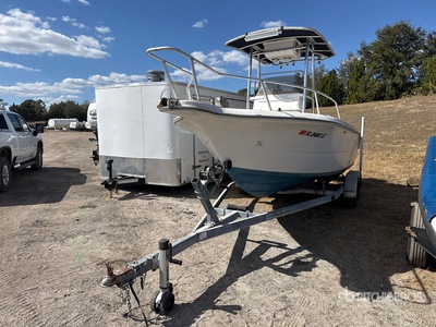 2000 Legacy 21 ft Freizeitboot