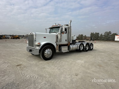 2010 Peterbilt 389 8x4 Tri/A Day Cab Truck Tractor