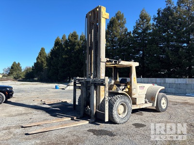 1975 Hyster H300B 30000 lb Pneumatic Tire Forklift