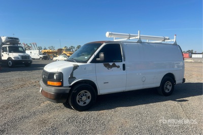 2009 Chevrolet Express 2500 Cargo Van