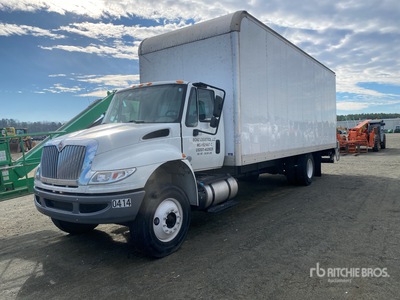 2019 International 4300 4x2 Van Truck