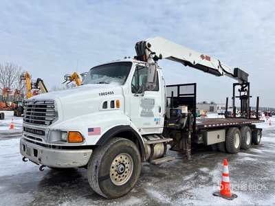 2007 Sterling L9500 6x4 Ciężarówka z wysięgnikiem