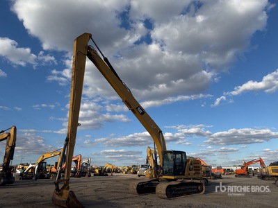 2019 Cat 330 Long Reach 油圧ショベル