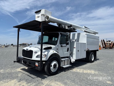 2019 Altec LR7-60E70 70 ft on 2020 Freightliner M2 106 4x2 Forestry Chipper Body Lkw-Arbeitsbühne