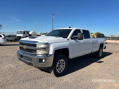 2018 Chevrolet Silverado 3500HD LT 4x4 Crew Cab Pickup