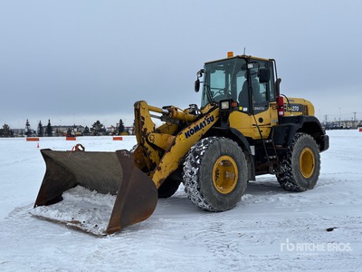2015 Komatsu WA270-7 Wheel Loader