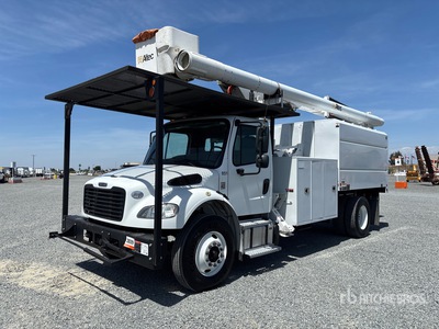 2020 Altec LR7-60E70 70 ft on 2020 Freightliner M2 106 4x2 Forestry Chipper Body Bucket Truck