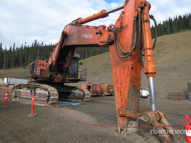 EXCAVADORA 2011 HITACHI EXCAVATOR