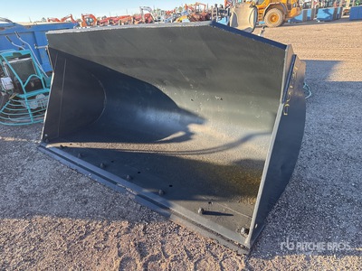 Komatsu 108 in General Purpose Wheel Loader Bucket