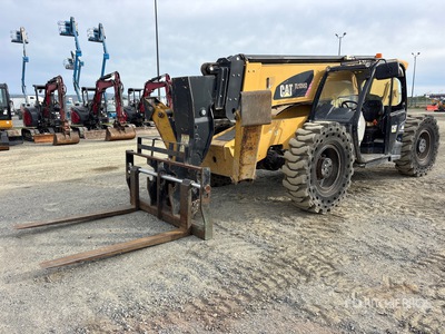 2015 Cat TL1055D Chariot élévateur télescopique