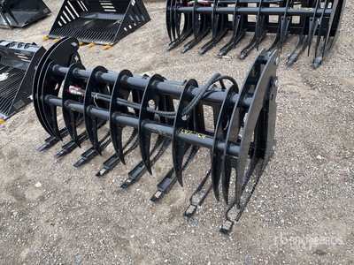 2026 GIYI GY-CLG72 72 in Skid Steer Root Rake (Unused)