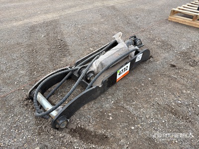 2026 GIYI GY-XJ7T 11 in Hydraulic Excavator Thumb - Fits Cat 7-9 ton (Unused)