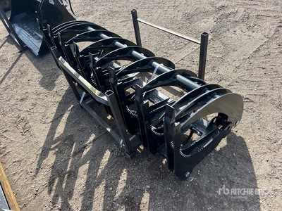 2026 GIYI GY-CLG72 72 in Log Skid Steer Grapple (Unused)