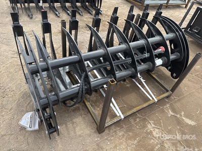 2026 GIYI GY-CLG72 72 in Skid Steer Grapple - Fits GIYI CLG72 (Unused)