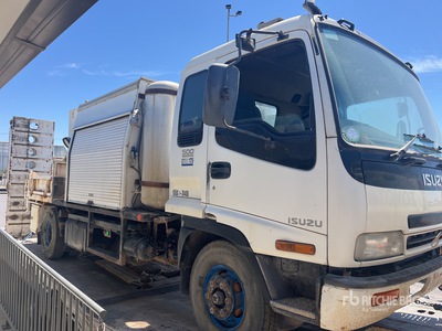 2001 Isuzu FRR 500 4x2 Camion à benne basculante S/E