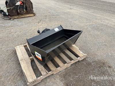 2026 GIYI GY-D5T 35 in 0.1 m3 Excavator Bucket - Fits Cat 3-5 Ton (Unused)