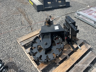 2026 GIYI GY-CW43 4.5 in Mini Skid Steer Steering Compator Wheel (Unused)