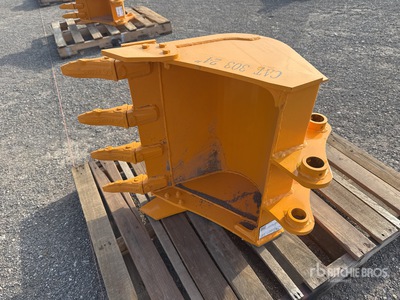 2026 GIYI 24 in Digging Graafmachine Bak - Fits Cat 303 (Unused)