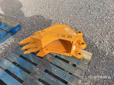 2026 GIYI GY-BK 12 in Digging Godet de pelleteuse - Fits Cat 303 (Unused)
