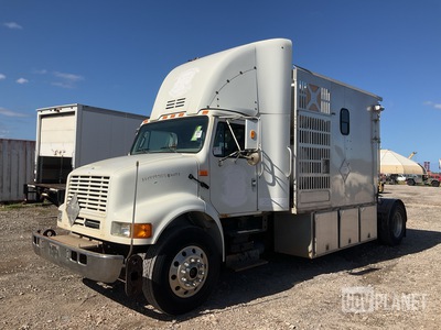 2001 International 8100 Truck Tractor