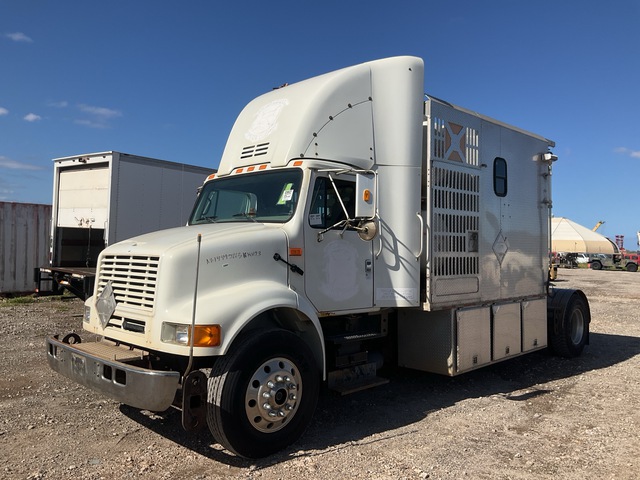2001 International 8100 Truck Tractor
