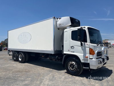 2015 Hino 500 6x2 Camiones