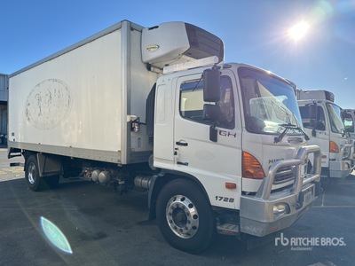 2013 Hino 500 4x2 Refrigerated Truck