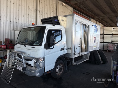 2016 Mitsubishi FE series 4x2 Camions - frigorifiques