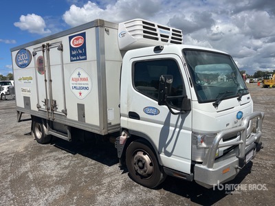 2013 Mitsubishi Fuso Canter 7/800 4x2 Autocarro frigorifero