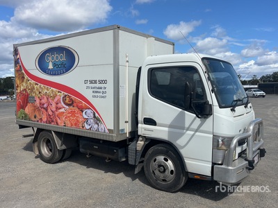 2015 Mitsubishi Fuso Canter 7/800 4x2 Camions - frigorifiques