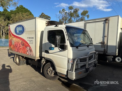 2013 Mitsubishi Canter 4x2 Refrigerated Truck