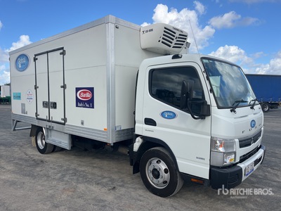 2021 Mitsubishi Fuso Canter 7/800 4x2 冷蔵トラック