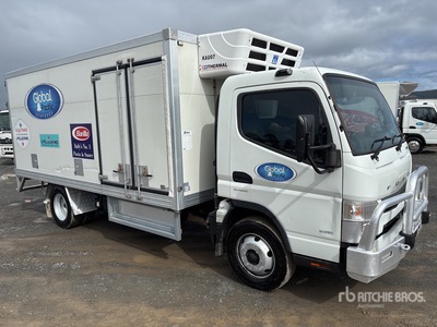 2019 Mitsubishi Fuso Canter 7/800 4x2 冷蔵トラック