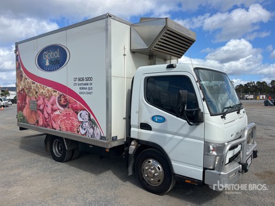 2015 Mitsubishi Fuso Canter 7/800 4x2 Camions - frigorifiques
